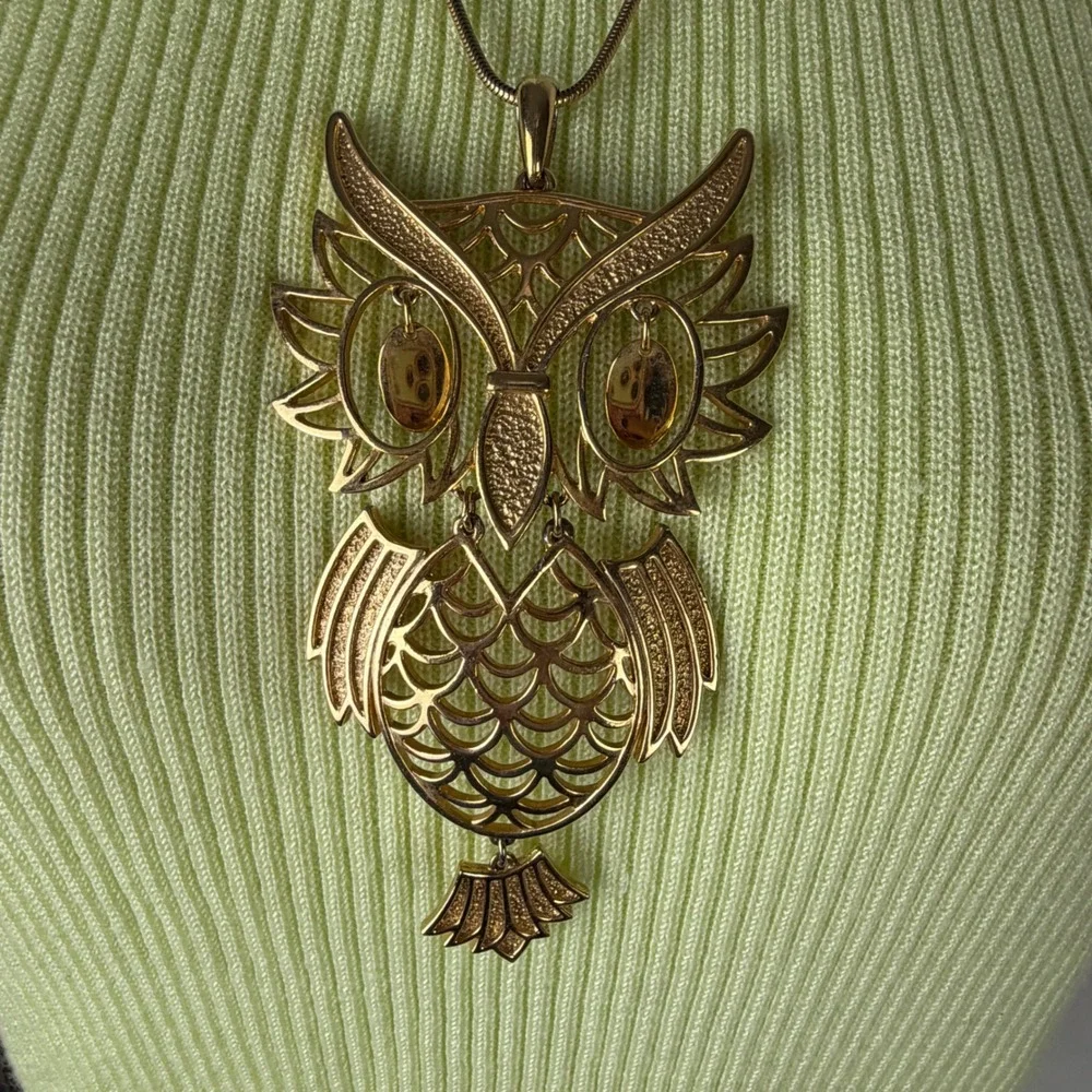 Vintage Articulated Owl Pendant Necklace Gold Tone Amber Eyes Snake Chain 24 In